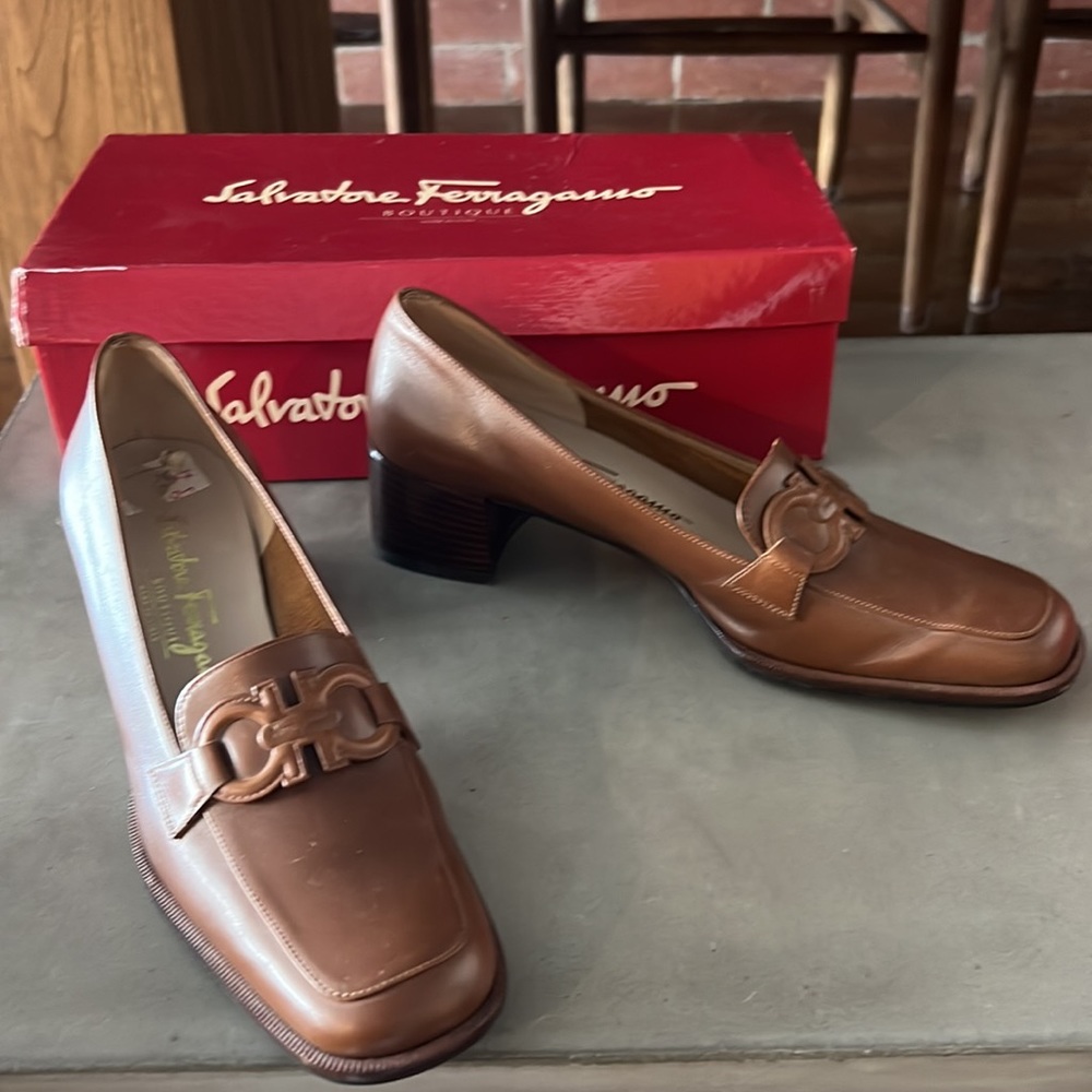 Salvatore Ferragamo 4cm heels